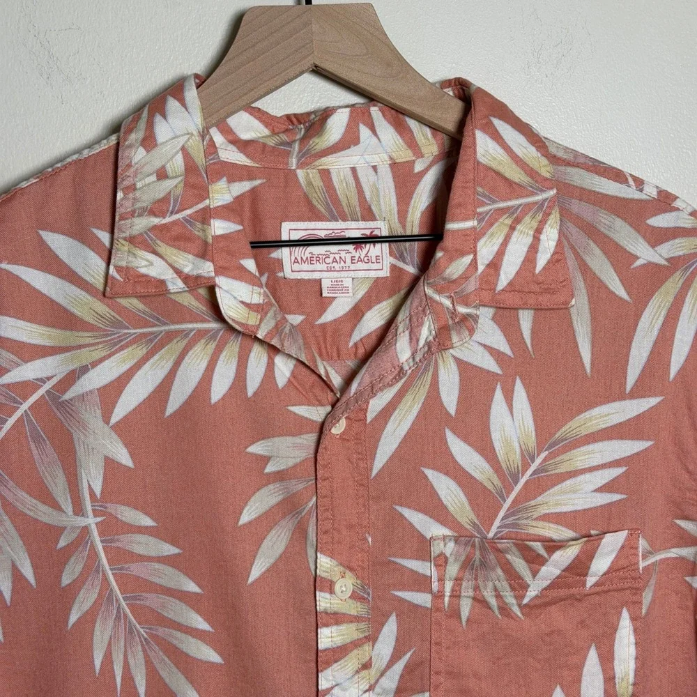 American Eagle Mens L Coral Tropical Palm Leaf Cotton Linen Short Sleeve Shirt